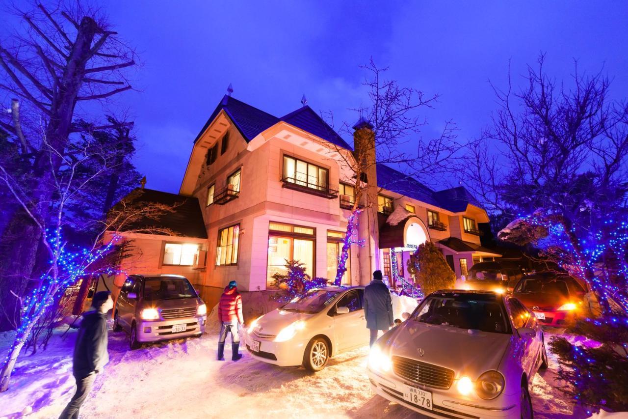 Petit Hotel P-Bow Hakuba Exterior photo